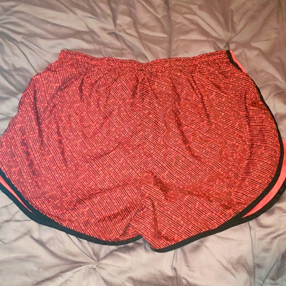 Nike Dri-Fit Running Shorts - Picture 2 of 2